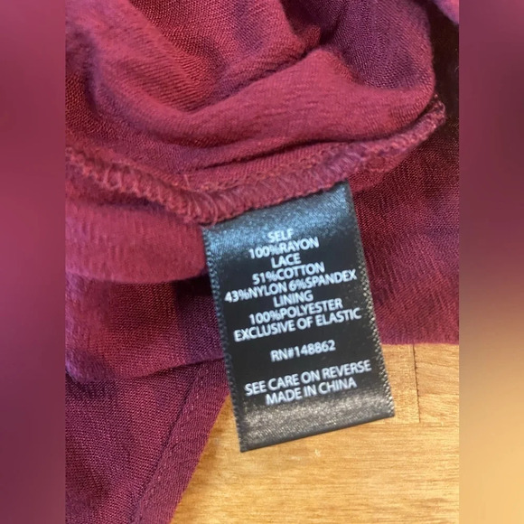 TORRID 3/4 Sleeve Zinfandel Red Blouse Tie Back and Front Plus Size 4X NWT - Picture 5 of 9